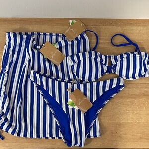 NWT Berlook Striped White & Blue Terrycloth Underwire Bikini Top